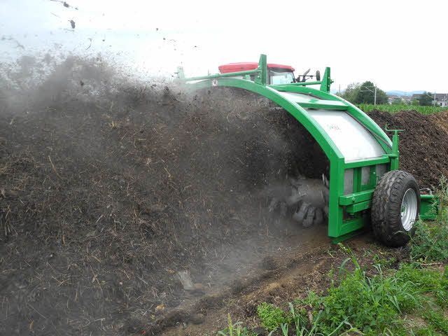 Compost turner TG 301 gallery image 1