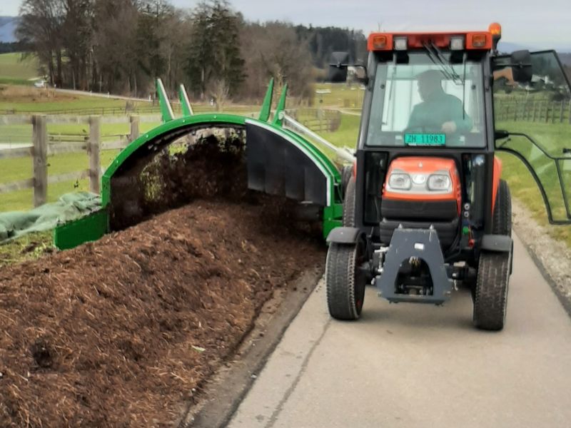 Compost turner TG 231 gallery image 1