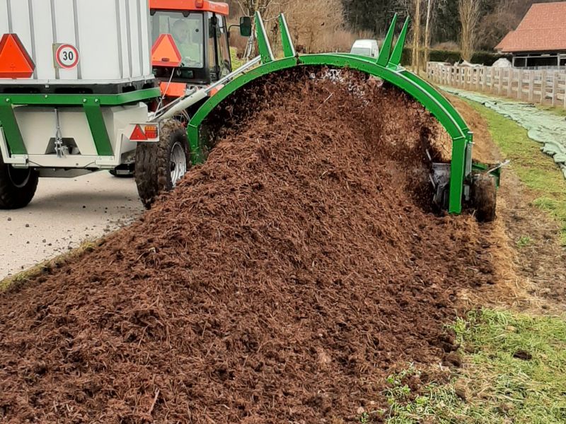 Compost turner TG 231 gallery image 2