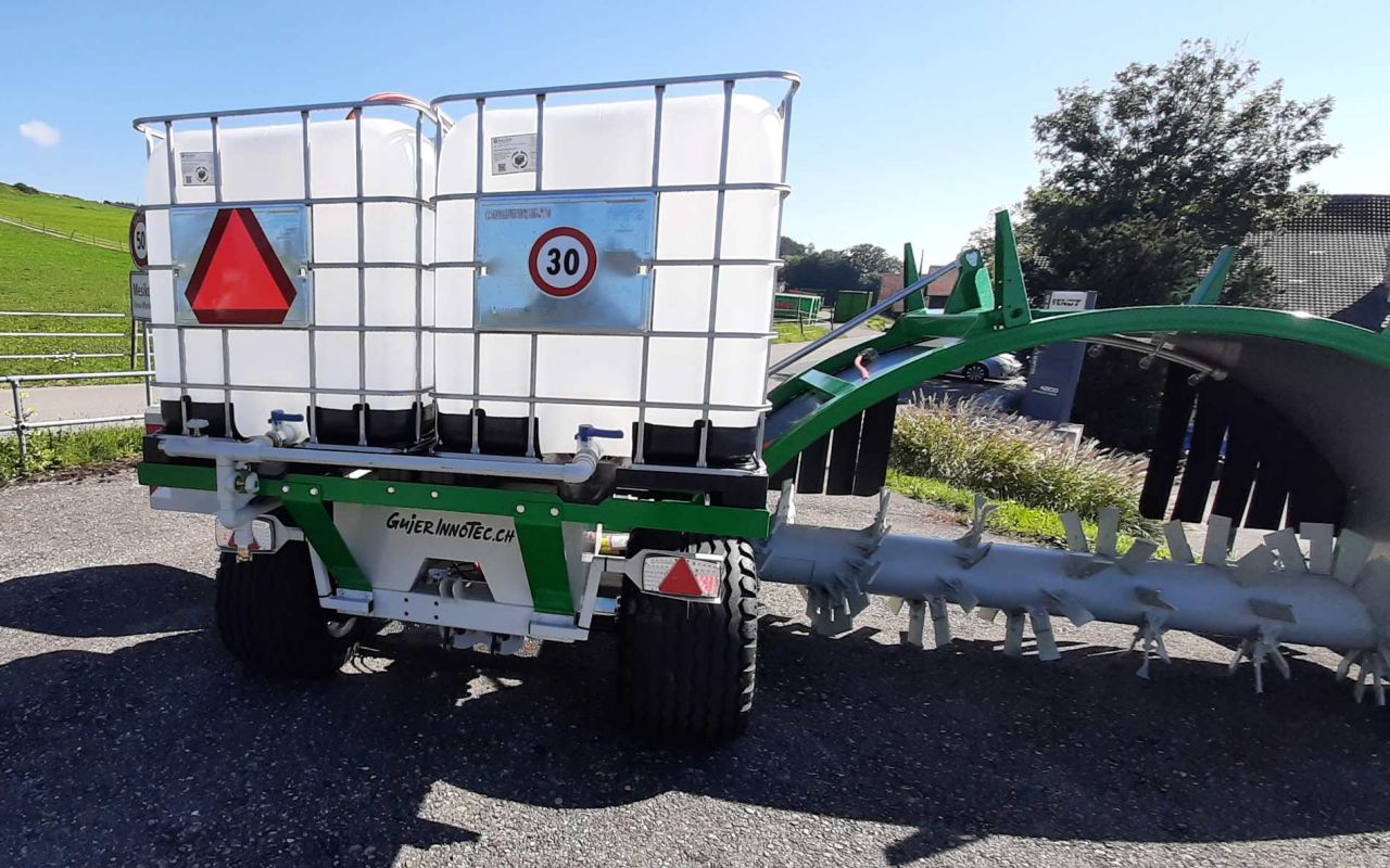 Compost turner TG301 with irrigation preview image