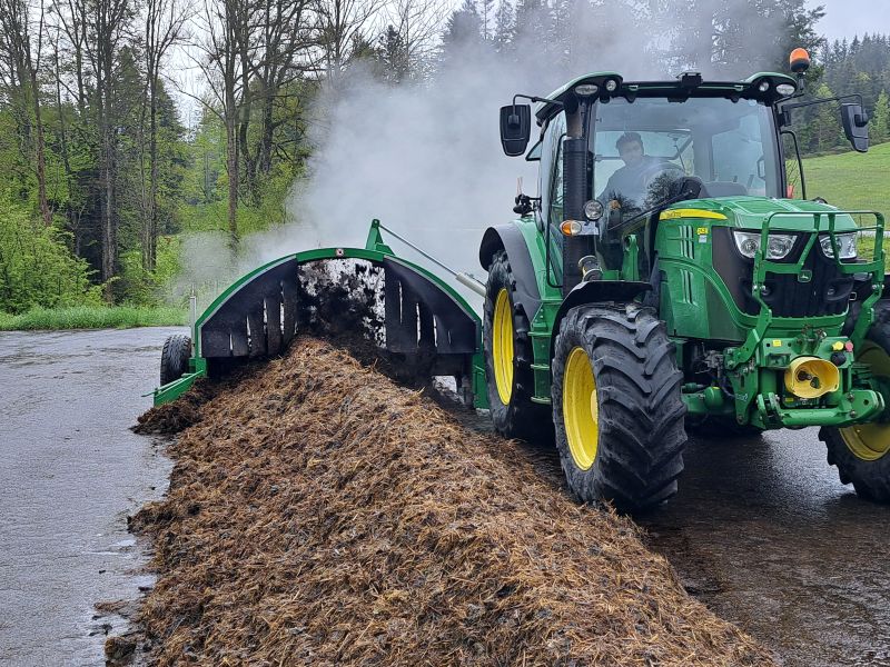 Retourneur de compost TG 303 gallery image 2