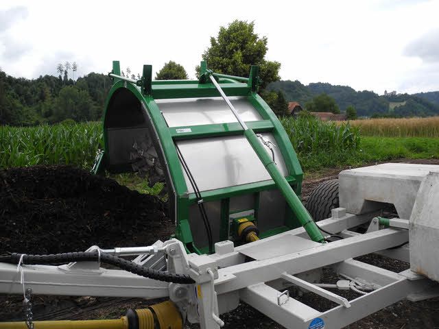 Compost turner TG 301 gallery image 2