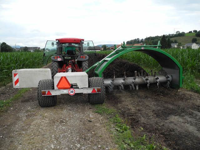 Compost turner TG 301 gallery image 3