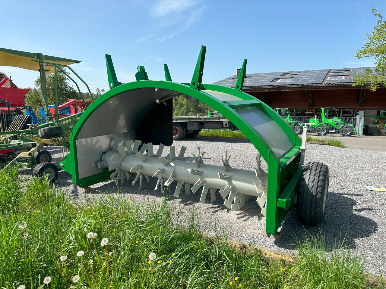 Volteadora de compost TG 303 machine