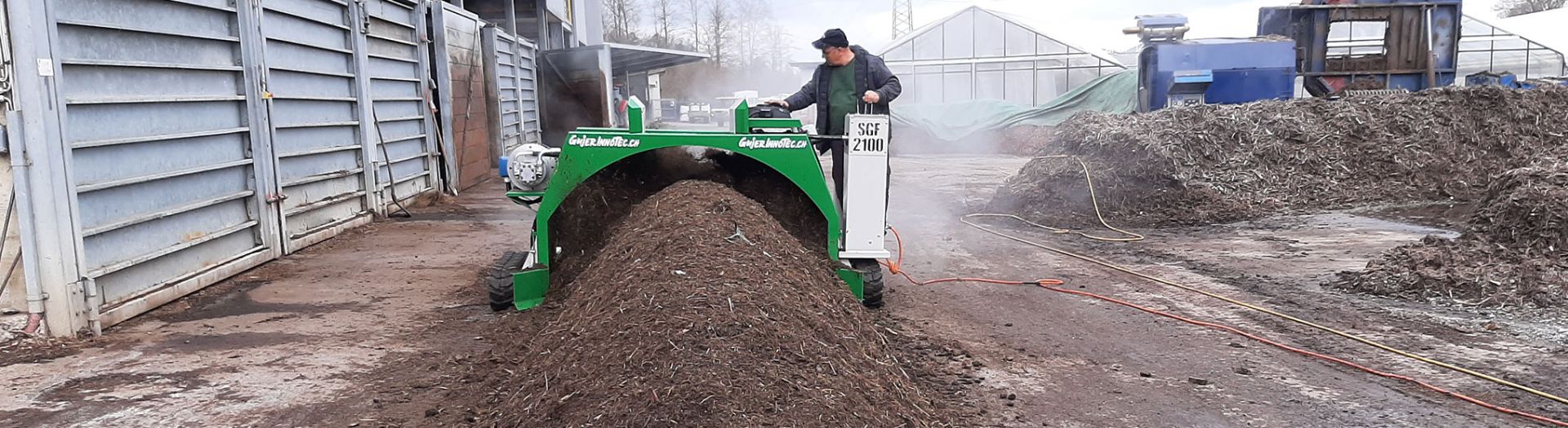 Compost turner SGF 2100 B & E teaser