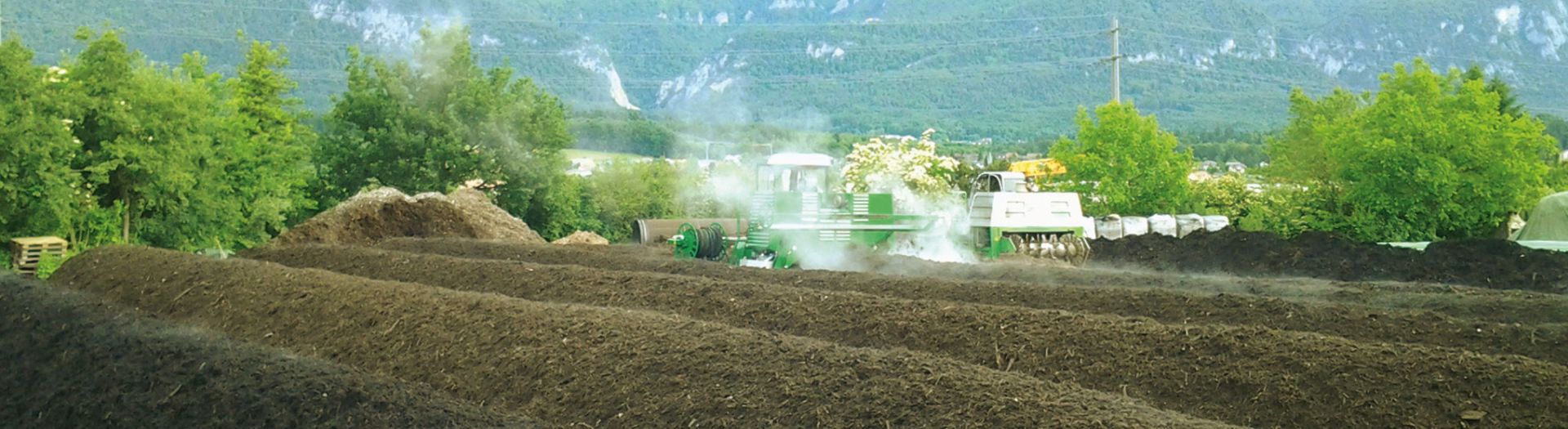 Compost turner SGF 3200 teaser