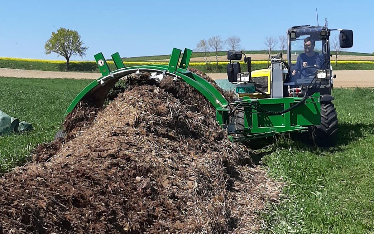 Organic farm Maurer - Compost turner TG 201 preview image