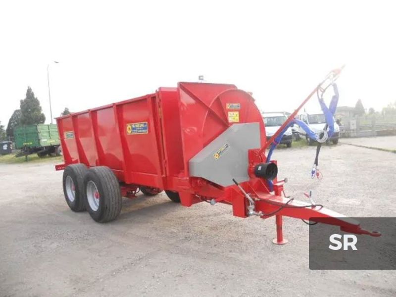 Épandeur de compost tiré gallery image 7